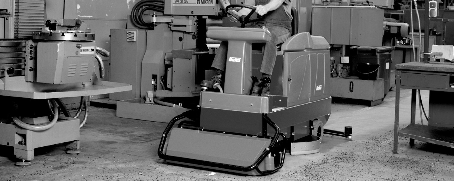 Scrubmaster B140 R: Ride-on Floor Scrubber (Superceded)