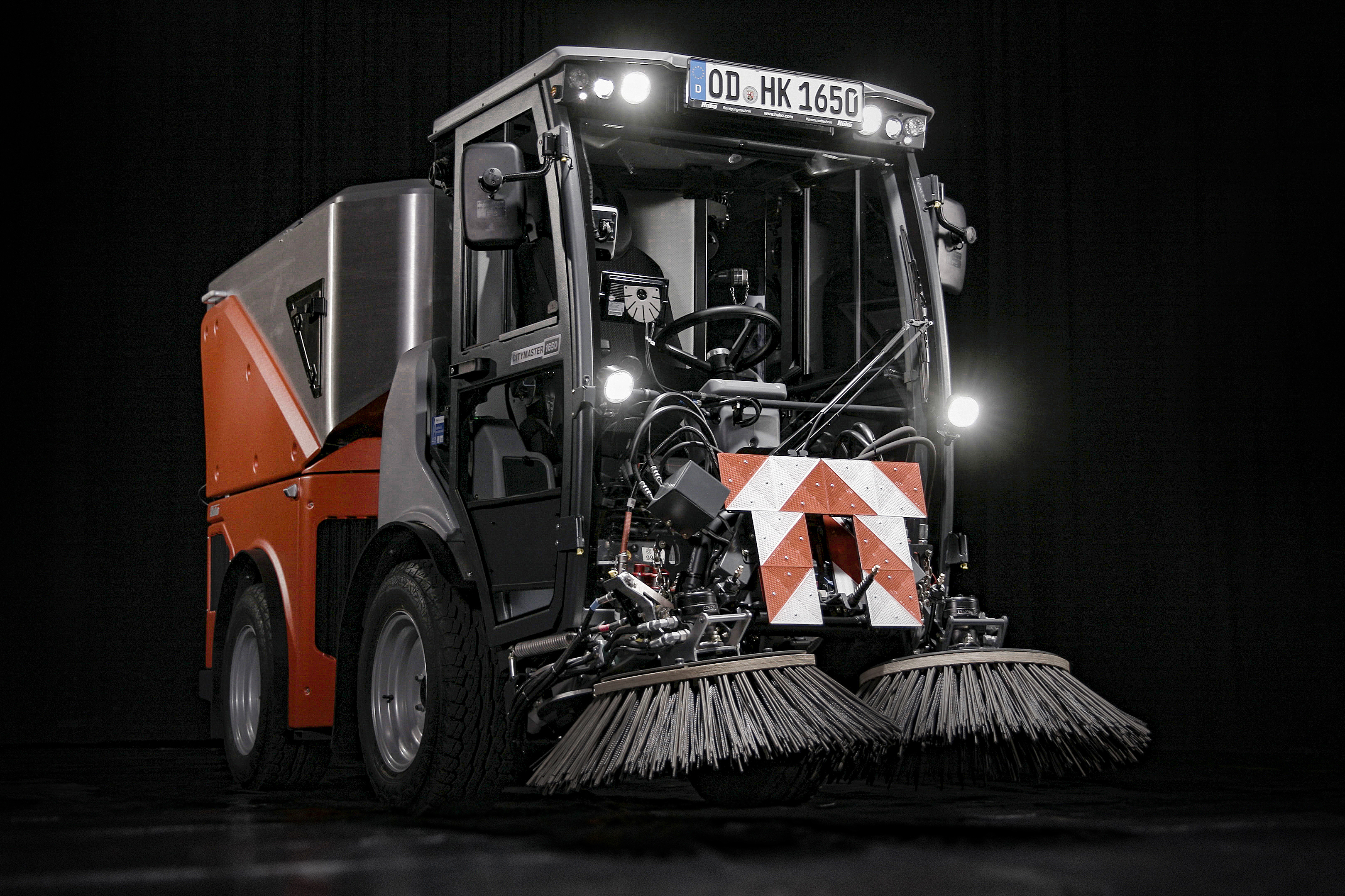 Citymaster 1650 Outdoor Footpath & Street Scrubber / Sweeper